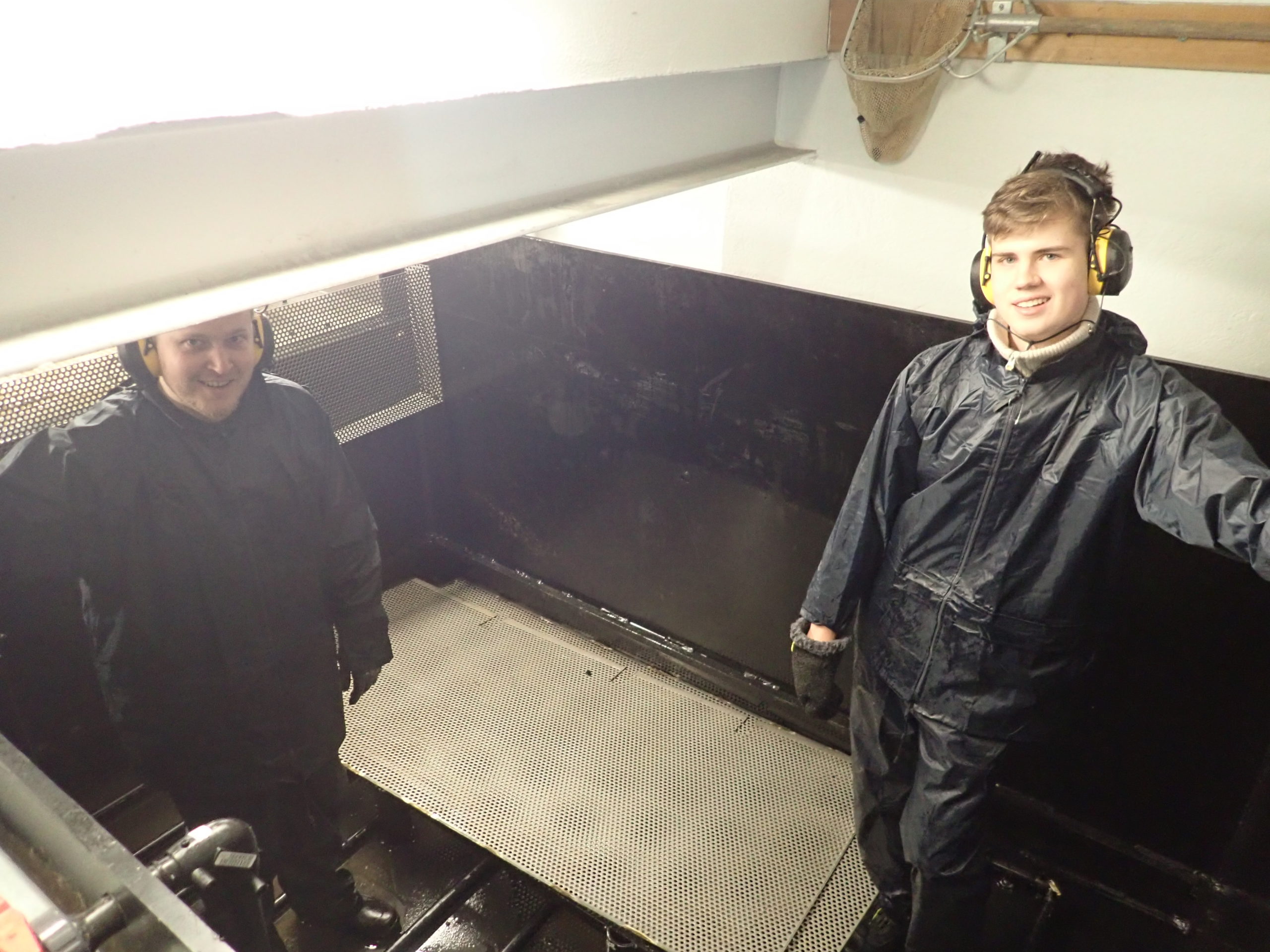 Read more about the article Rengjøring av settefiskanlegget.